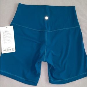 NWT Lululemon Align HR Short 6” Size 8 Blue Borealis